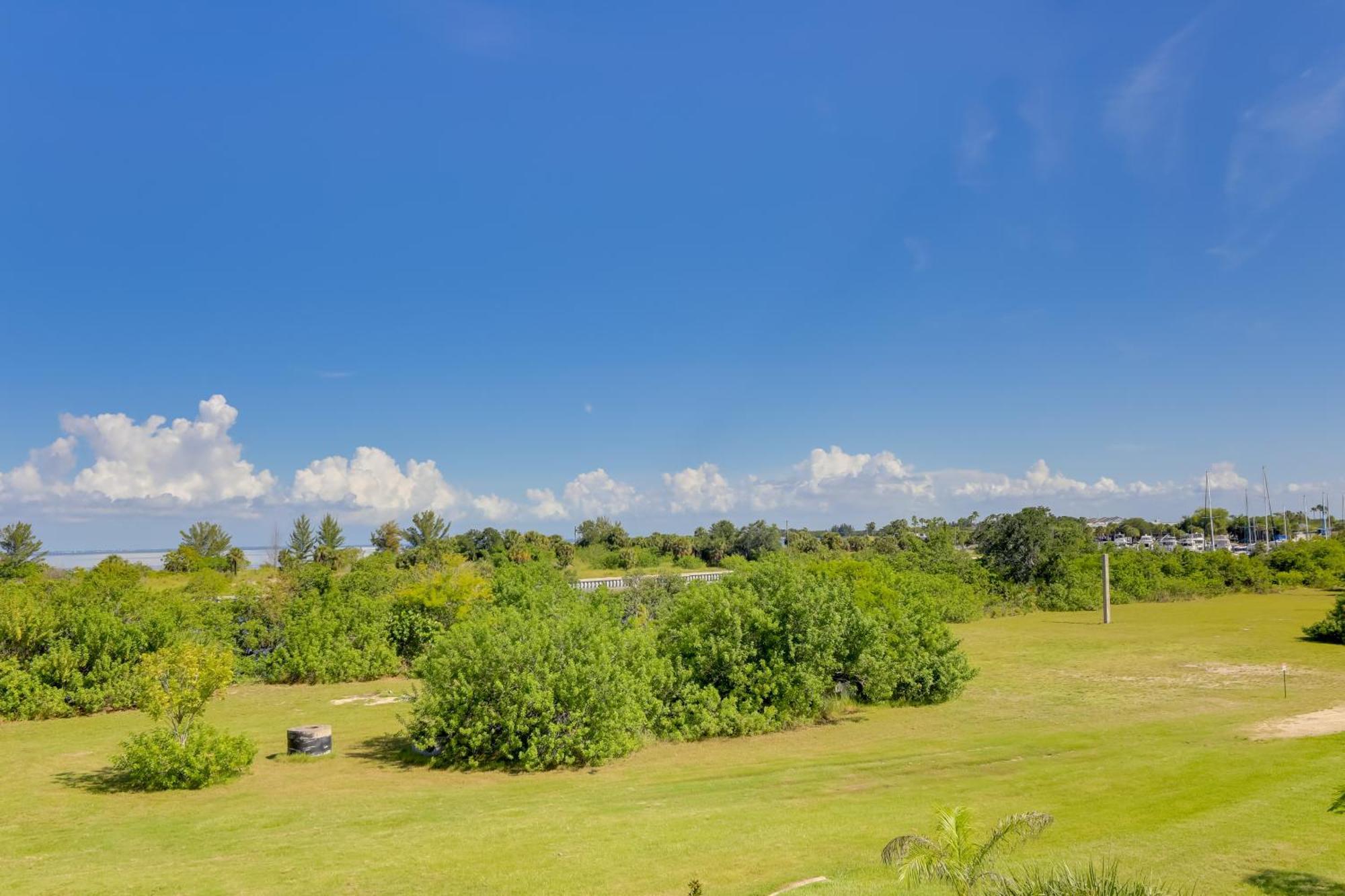 Coastal-Zen Ruskin Retreat Less Than 1 Mi To Beach! Buitenkant foto